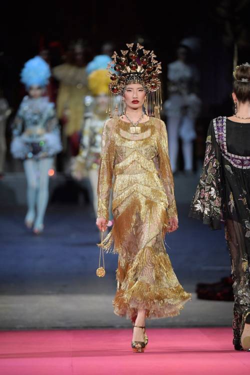 What a God Empresss of Leng would wearDolce & Gabbana