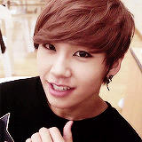 yoonmin:  Ilhoon is acting strange… 