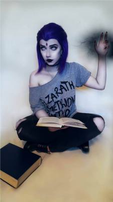 steam-and-pleasure:  Casual Raven from Teen