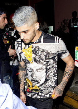 fuckyeahzarry:  Zayn leaving ‘1 Oak’