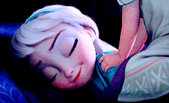 fairestregal:  “I love ‘Frozen’! I am very close to my sister, so I don’t know how you could possibly be close to a sister and not love that movie.”  – (x) 