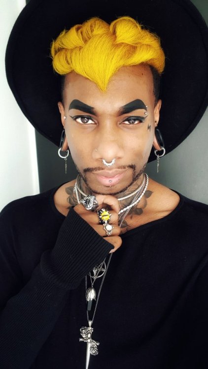 diningwithdana:Happy Black Goth Appreciation Day! June 21st 2019.This day is a celebration of the en