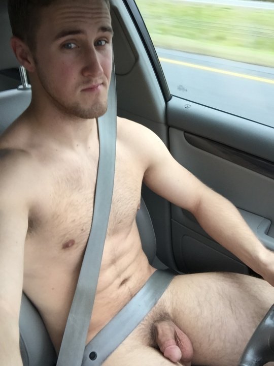 adirtyzdog:  ultracockconnoisseur:What a sexy body and a huge vein on his cock dirtydogs
