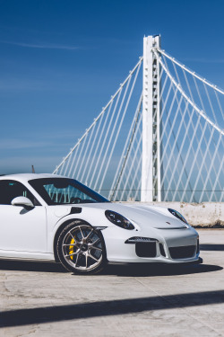 guywithacamera415:  When you have the Bay Bridge all to yourself with some nice cars to shoot…. 