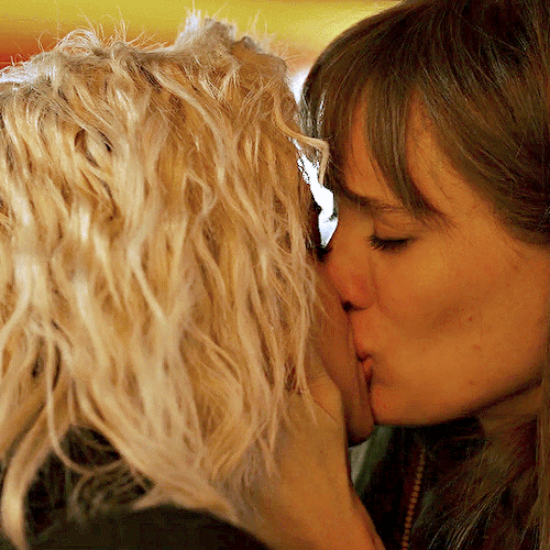 rainbowkarolina:  ABBY & HARPER in HAPPIEST SEASON