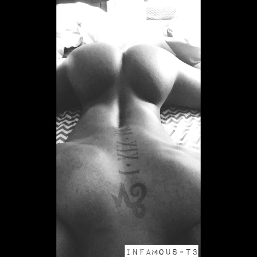 infamous-t3:  W E I G H T 🍑💦