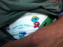 babyjasonabdl:  Wearing sdks all day hehe