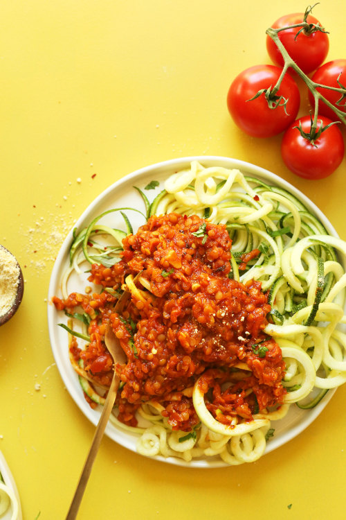 girlwithalessonplan:lovethroughamachine:tinykitchenvegan:Zucchini Pasta with Lentil BologneseI’m not