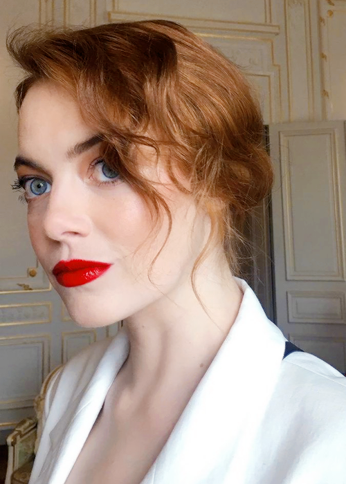 emstonesdaily: Emma Stone getting ready for the LVMH Prize 2018 Edition at Fondation Louis Vuitton i