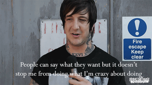 ohioisonfiire:  kellin-collides-with-the-sykes:  burningbrighterstill:  i love you so much.  this is my favourite thing on tumblr  amazing. 