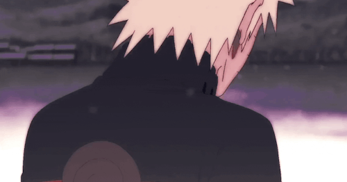 milkshake-fairy:Naruto’s panic attack after learning that Sasuke will be killed 