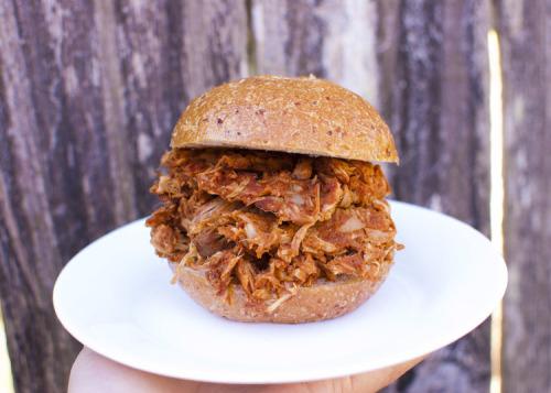 veganinspo:  Jackfruit- found in Asian grocery stores. Buy in brine, not syrup. Low in calories. Makes a great pulled pork substitute, chuck it in a slow cooker.  BBQ Jackfruit Stuffed Sweet Potatoes BBQ Jackfruit Sliders Jackfruit Tuna Melt Sandwich