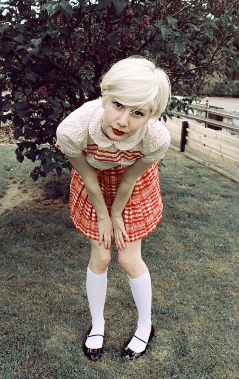 the-enchanted-sissy:  Feeling like a schoolgirl today The Enchanted Sissy