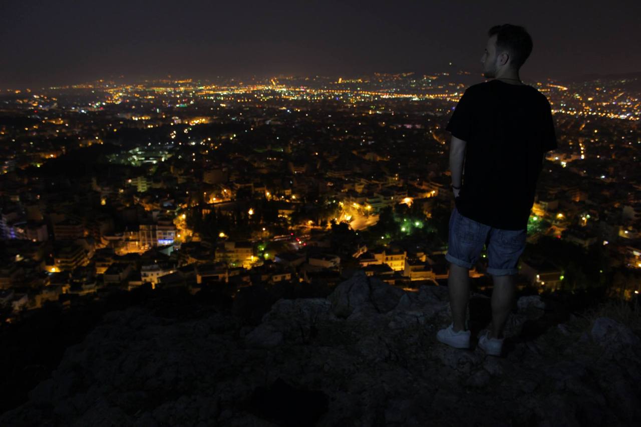 youmakemewannadiexo:  tigrhs:  Μίλα μου και δώσ’μου ζωή, κάπως