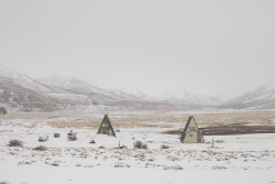 cabinporn: A-frames in Los Molles, Argentina. Contributed by Hiroyuki Yamada. 