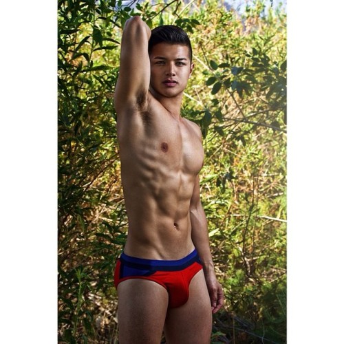 jimaye:  Happy first day of #summer ! @hnsimagery