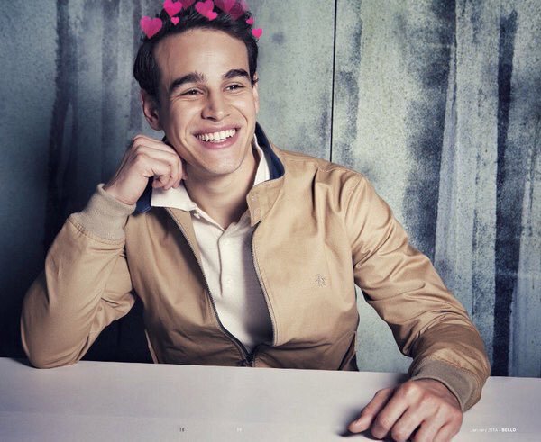 itscollinsuniverse:  Shadowhunters With Hearts. 7/? Alberto Rosende/Simon Lewis credit