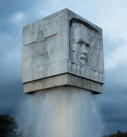 infiniteinterior:Fountain dedicated to José Martí, Cuba wow, i love how the design of this monument makes it look like the cube is blasting off&hellip;also is the fact that this is a cube a play on words? haha. Whoever designed it had a sense of humour