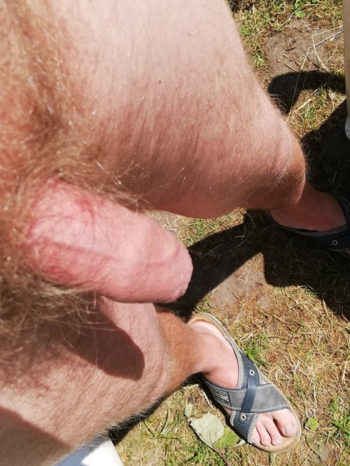 biguynaked: #me I love visiting the cruising area. So many great cocks to suck, and I love getting f