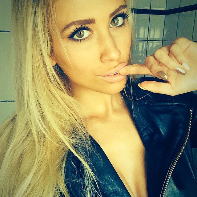 topinstagirls:  Check out @mvttn and more at topinstagirls.tumblr.com ♡ [JOIN]