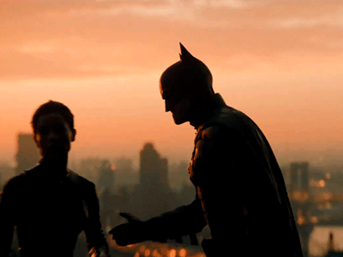 Zoe Kravitz And Robert Pattinson As Catwoman And Batman In