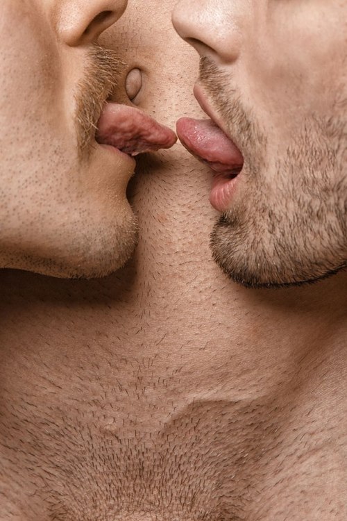 ohthentic:  ohthentic 