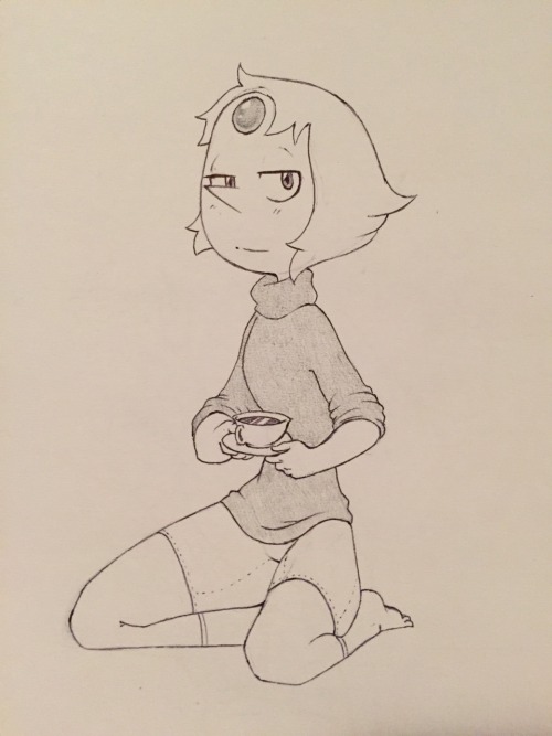 0gnimalf:  Pearl all cozy’d up with a cuppa tea cause why not? 