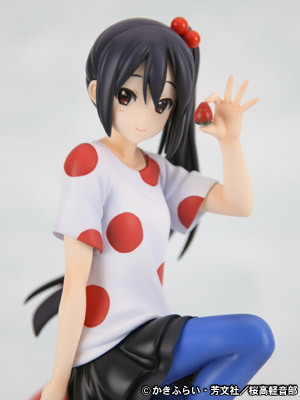 nendoroidoftheday:Today’s scale figure of the day is:Kyoto Animation’s 1/8 Nakano Azusa from けいおん！/ 