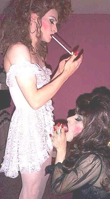 liloralannietv:  ooh perfect sissy whore lezzie