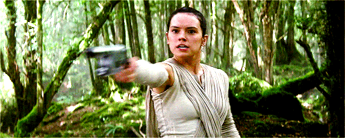daisyridliey:rey + her murder face (ง'̀-‘́)ง