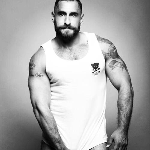 hadrixxx: Adrian De Berardinis The Bear Naked Chef WF