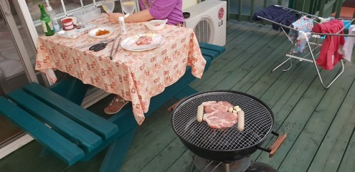 같이 한잔 할까요~^^ 저녁은 숙소에서 바베큐로~ 부럽죠~ㅎㅎㅎ
