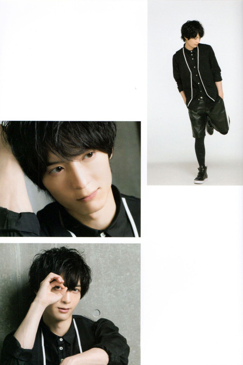 bishounenirl: 梅原裕一郎 Umehara Yūichirō, Japanese voice actor  Photoshoot for SolidS Visual Book