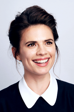 sharonvalerii:  Hayley Atwell attends the Moet