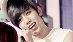 galactas:  Infinite Meme: One member↳ {1/1} Dongwoo  “He’s the type to accept everything even when you joke around. He always has on a brightly smiling face and he’s truthful to the point of being a fool.”  — Sungyeol (after choosing