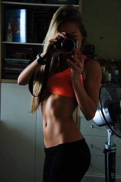 i-dream-of-inked-babes:  More here I Dream Of Inked Babes