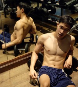 sexyboysbeingsexy.tumblr.com post 158025010269