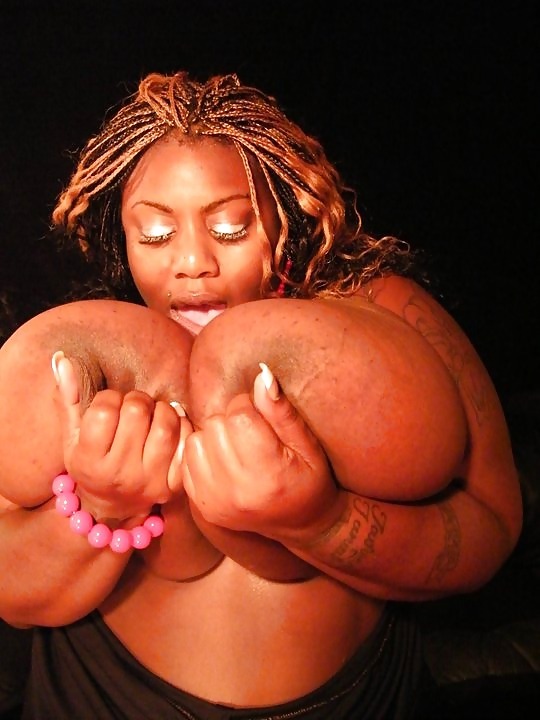 hugeheavytits:   http://hugeheavytits.tumblr.com/ Ladies - send in your big boob