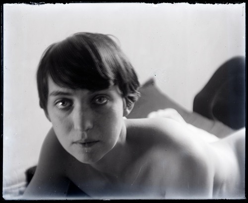 romanbaths-stuff: Berenice Abbott, nue sur un lit.  Paris circa 1922 Man Ray