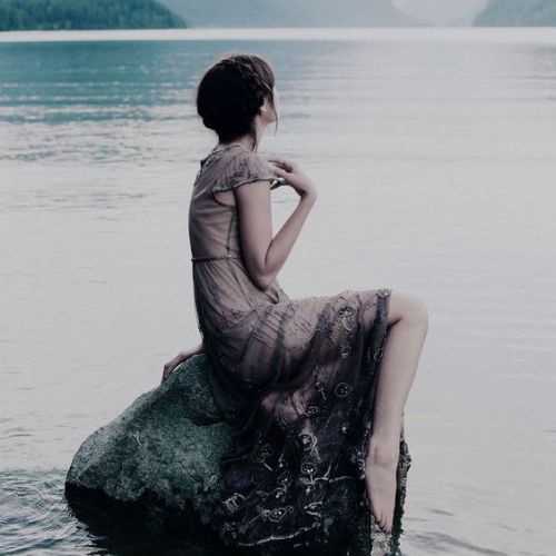 oylmpians: moodboard: selkies (female) ↦ found in Faroese and Scottish mythology selkies (or si