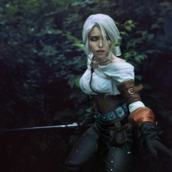 tophwei:  Секрет отыгрыша прост. Я бежала от комаров! #cirilla #hurt #emotions #ciri #witcher #thewitcher3 #wildhunt #geralt #rivia #yen #yennefer #cosplay #face #sword #hunt #geek