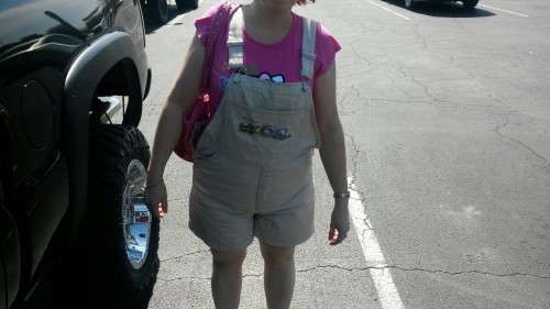 diapersforall:diapersforme:Brave girl out shopping!(via TumbleOn )