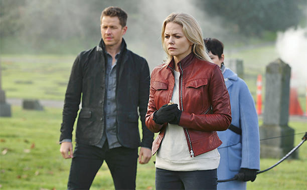 On the Set: Everything you need to know about Once Upon a Time’s 100th episode“Magic truly comes alive for Once Upon a Time’s 100th episode. Smoke machines blanket an entire icy warehouse, forcing cast and crew alike to done gas masks. Dry-ice...