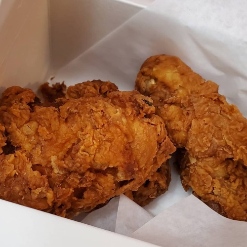 Guess it&rsquo;s fried chicken week? Here&rsquo;s Ezell&rsquo;s Famous Chicken, ordered for takeout.