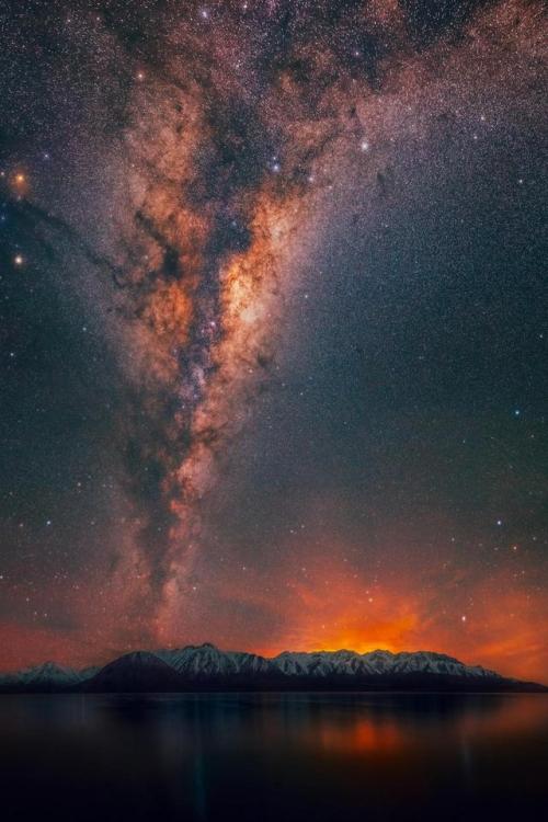 viewsfromspaceandbeyond:  The Milky Way burning bright and rising over Lake Heron, New Zealand [1280x1920] [OC] Visit http://spaceviewsandbeyond.blogspot.com/2017/07/the-milky-way-burning-bright-and-rising.html for more space pics