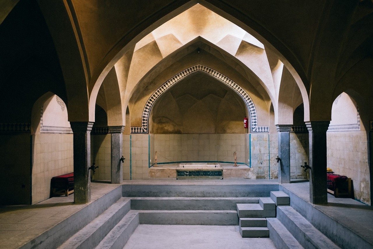arjuna-vallabha:
“Hammam Ali Gholi Agha, Isfahan, Iran
”