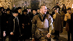 pinchtheprincess:  oodwhovian:  Christopher Eccleston in Elizabeth.  IF YOU DON’T THINK CHRISTOPHER ECCLESTON IS AS HOT AS GEORGIA ASPHALT, YOU’RE WRONG.  