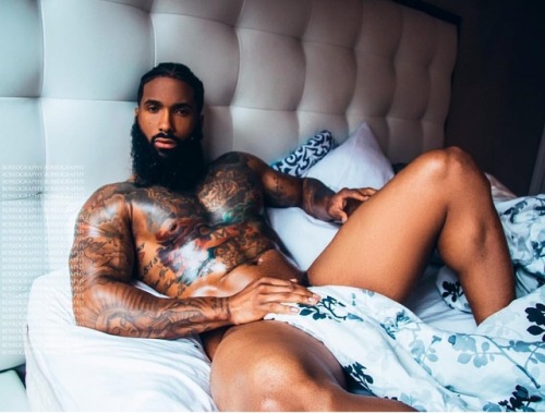 milecoltrane:  @Img_bangbang    just sexy