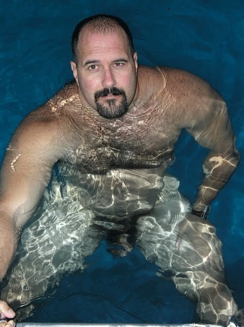 allbeautifulthingin:  MORE DADDY MORE BEAR MORE REAL MEN 
