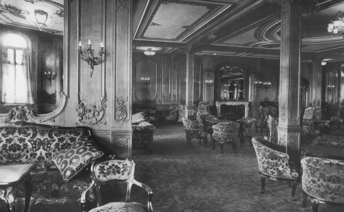 First Class Lounge on the RMS Titanic, photographed January 4, 1912.